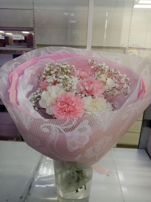 Букет из бело-розовых дуантусов