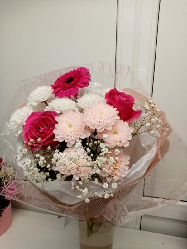 Букет "Сборный 13 Бело-розовый круглый"